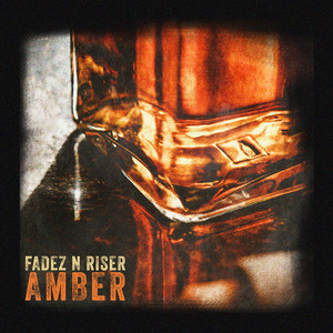 女生把🐻出和男生30分钟
